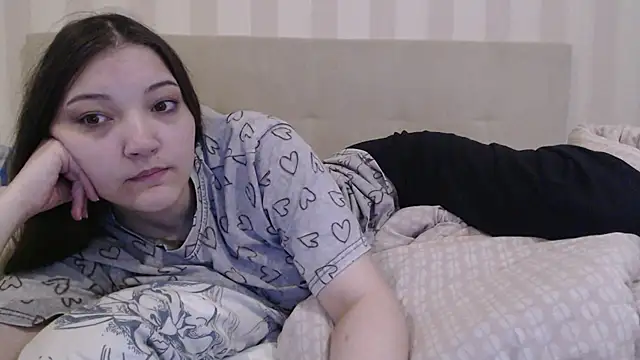 AlisaDevis online show from 05/23/26, 05:06