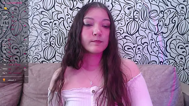 Snapshot of AlisaDevis chatting on 06/27/26, 12:22 AlisaDevis online show from 06/27/26, 12:22