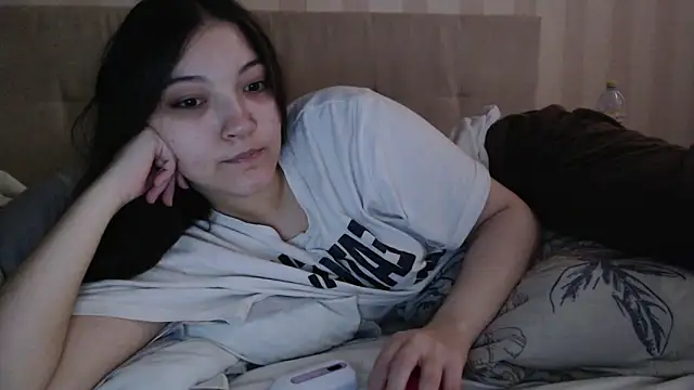 AlisaDevis online show from 04/19/26, 05:08