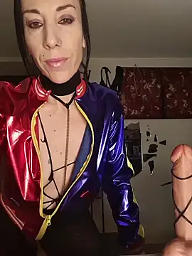 freyamoret online show from 05/04/26, 02:15