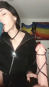 freyamoret online show from 11/25/25, 04:46