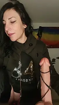 Snapshot of freyamoret chatting on 02/20/26, 04:20 freyamoret online show from 02/20/26, 04:20