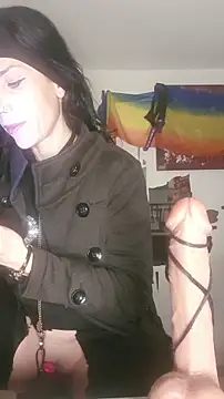 Snapshot of freyamoret chatting on 02/13/26, 04:01 freyamoret online show from 02/13/26, 04:01