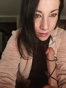 freyamoret online show from 04/03/26, 02:29