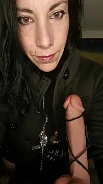 Snapshot of freyamoret chatting on 02/25/26, 03:51 freyamoret online show from 02/25/26, 03:51