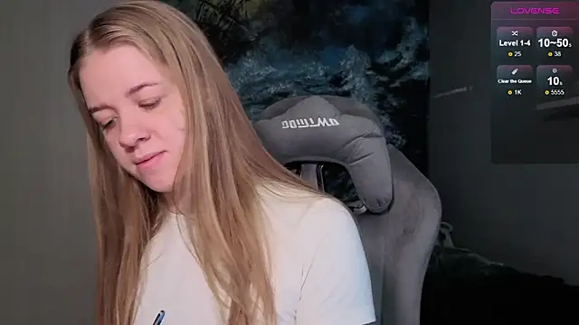 candy maggie online show from 12/14/25, 09:26