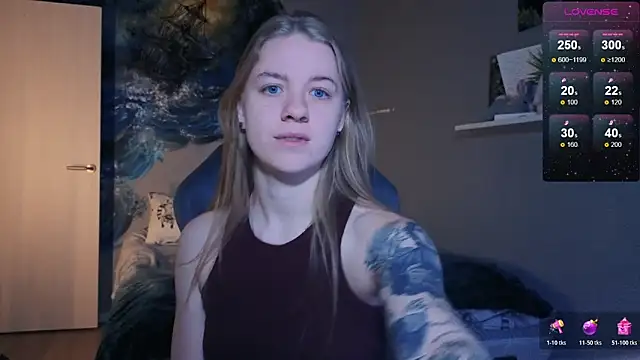 candy maggie online show from 11/26/25, 01:33