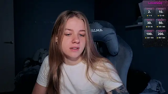 candy maggie online show from 11/12/25, 04:00