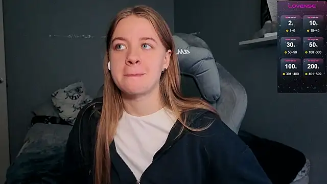 candy maggie online show from 11/14/25, 08:18