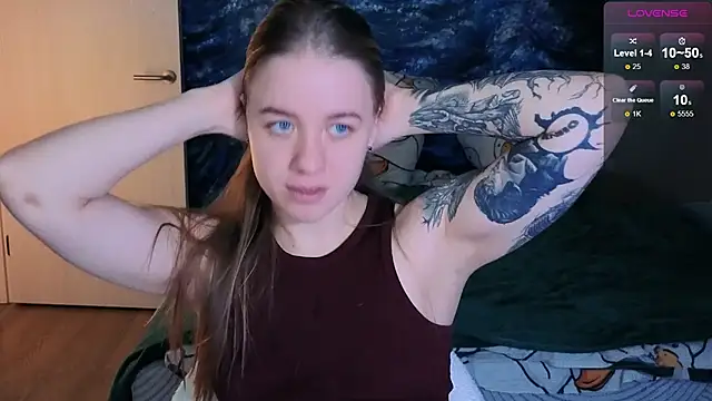 Snapshot of candy_maggie chatting on 02/02/26, 10:36 candy maggie online show from 02/02/26, 10:36