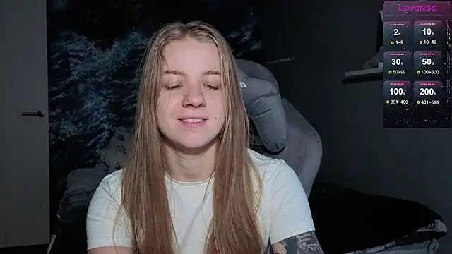 candy maggie online show from 12/15/25, 05:19