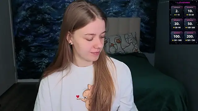 candy maggie online show from 04/12/26, 09:34