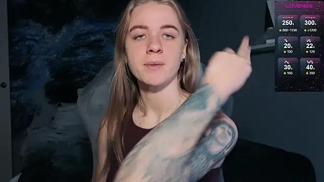 candy maggie online show from 11/29/25, 06:19