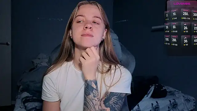 candy maggie online show from 11/13/25, 05:06