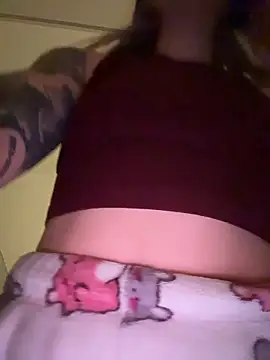 Snapshot of candy_maggie chatting on 01/12/26, 04:58 candy maggie online show from 01/12/26, 04:58