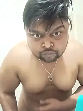 Snapshot of julywwrt chatting on 12/19/24, 12:56 julywwrt online show from 12/19/24, 12:56