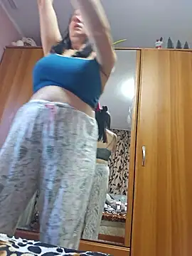 KristenVega online show from 10/11/25, 07:20