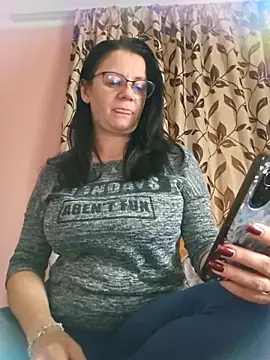 KristenVega online show from 10/07/25, 08:15