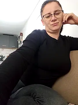 KristenVega online show from 02/08/26, 12:14