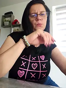 KristenVega online show from 09/12/25, 10:37