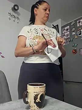 KristenVega online show from 10/02/25, 06:50