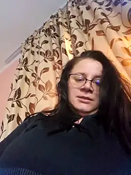 KristenVega online show from 10/16/25, 02:03