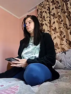 KristenVega online show from 10/20/25, 07:53