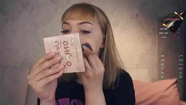 KateDolphin online show from 03/18/25, 05:23