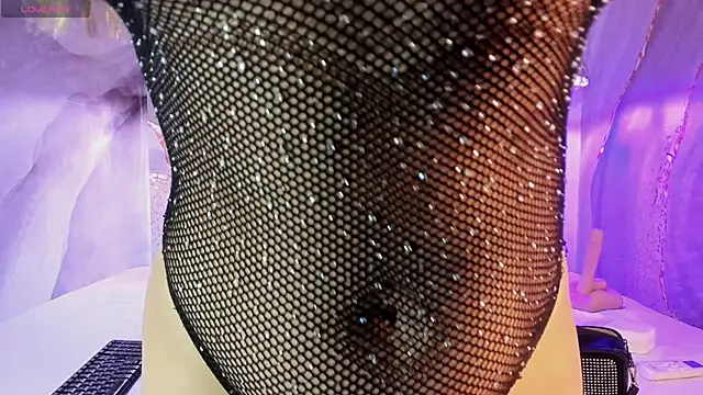 Snapshot of Ninakravis chatting on 03/20/25, 08:19 Ninakravis online show from 03/20/25, 08:19