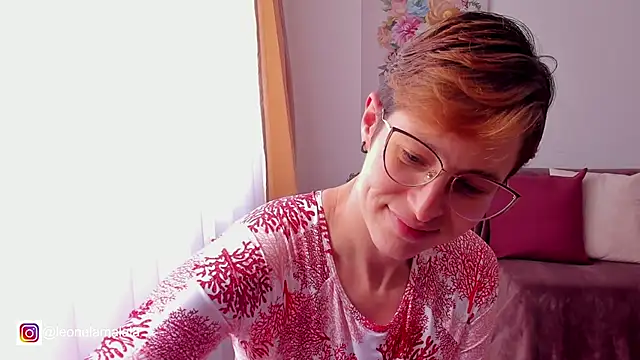 cuddlingbunny online show from 03/11/25, 03:45