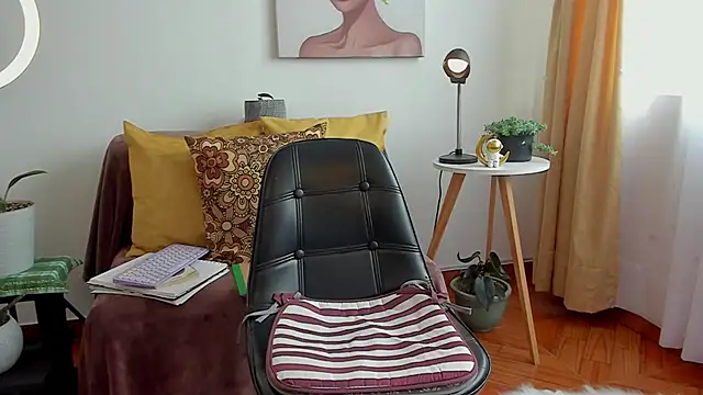 cuddlingbunny online show from 03/02/25, 02:58