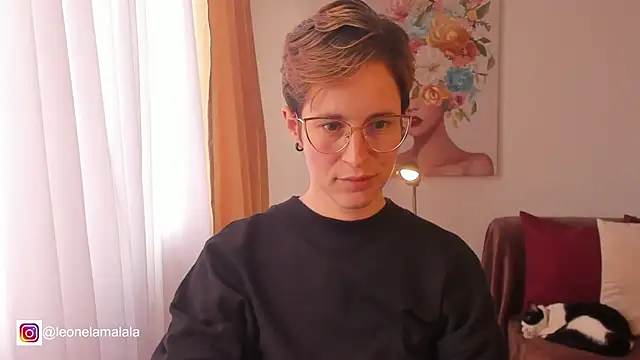 cuddlingbunny online show from 03/10/25, 10:55