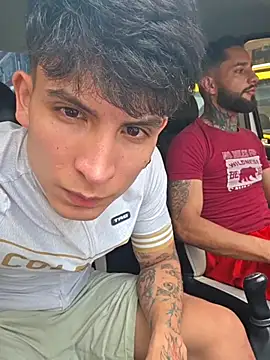 Snapshot of _Tomy08calderon chatting on 10/22/25, 03:55 Tomy08calderon online show from 10/22/25, 03:55