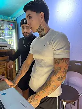  Tomy08calderon online show from 02/15/26, 12:22