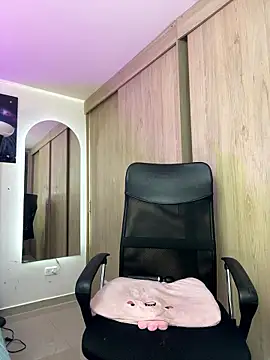 Snapshot of MariaAntonia__ chatting on 01/16/26, 08:24 MariaAntonia online show from 01/16/26, 08:24