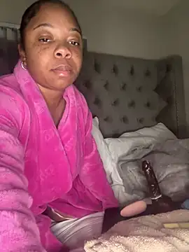Snapshot of prettygirlxo chatting on 02/27/25, 08:13 prettygirlxo online show from 02/27/25, 08:13