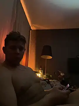 Teddan82 online show from 12/07/24, 06:26