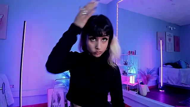 Snapshot of MaveParks_ chatting on 09/25/25, 11:38 MaveParks online show from 09/25/25, 11:38