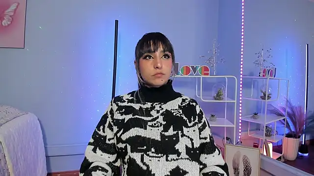 Snapshot of MaveParks_ chatting on 11/08/25, 03:37 MaveParks online show from 11/08/25, 03:37