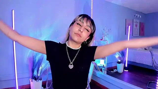 Snapshot of MaveParks_ chatting on 09/10/25, 11:42 MaveParks online show from 09/10/25, 11:42