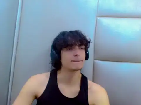 Sr BonnyEthan online show from 02/25/26, 01:00