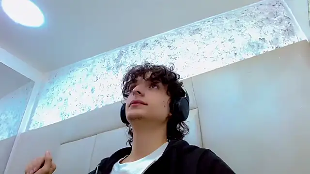 Sr BonnyEthan online show from 02/28/26, 01:00