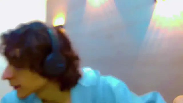 Snapshot of Sr_BonnyEthan chatting on 10/06/25, 02:07 Sr BonnyEthan online show from 10/06/25, 02:07