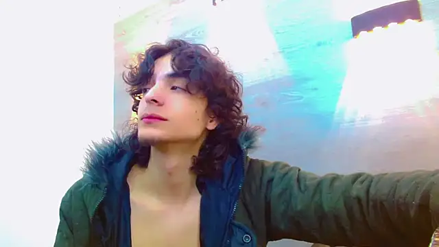 Snapshot of Sr_BonnyEthan chatting on 09/27/25, 02:12 Sr BonnyEthan online show from 09/27/25, 02:12