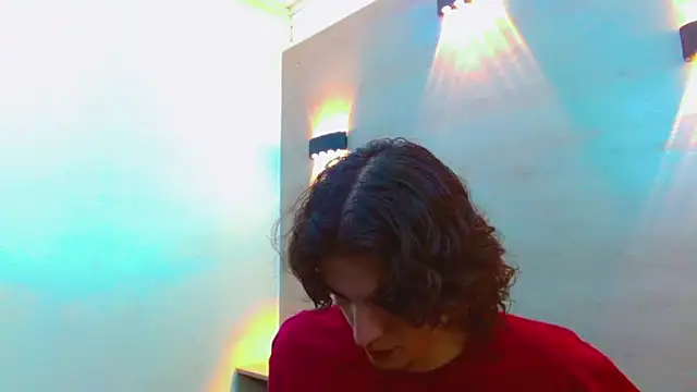 Snapshot of Sr_BonnyEthan chatting on 10/31/25, 01:30 Sr BonnyEthan online show from 10/31/25, 01:30