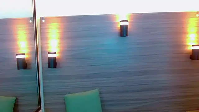 Snapshot of Sr_BonnyEthan chatting on 10/16/25, 02:14 Sr BonnyEthan online show from 10/16/25, 02:14