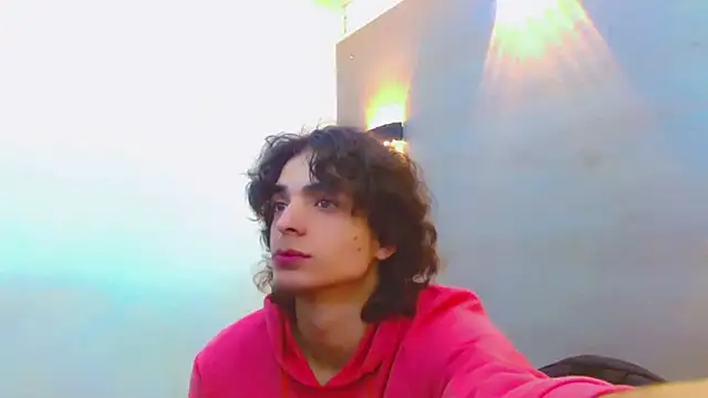 Snapshot of Sr_BonnyEthan chatting on 09/29/25, 02:12 Sr BonnyEthan online show from 09/29/25, 02:12