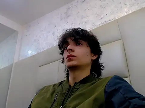 Sr BonnyEthan online show from 02/10/26, 01:32