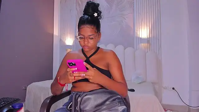 NastassjaCandy online show from 02/11/26, 07:58