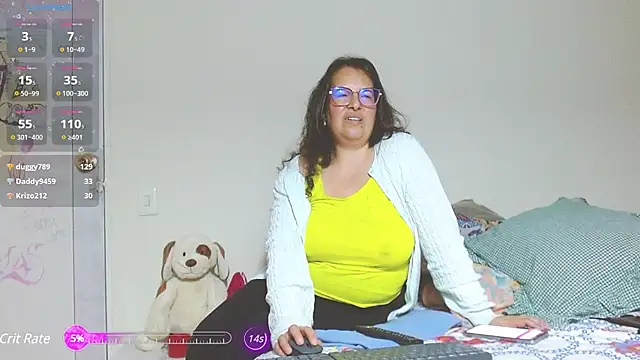 Snapshot of honeyhot_paty chatting on 03/02/25, 01:26 honeyhot paty online show from 03/02/25, 01:26